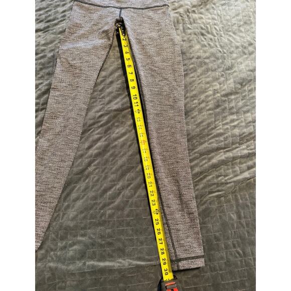 Women's Lululemon Wunder Under High Rise Gray Full Length Leggings, Size 6 - Picture 5 of 7